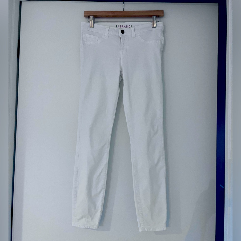 J Brand Denim  The Skinny  98 Cotton 2 Lycra  White  Size 27